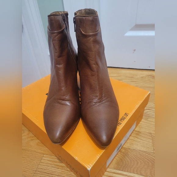 Miz Mooz Ashton Leather Ankle  Booties - Picture 2 of 9